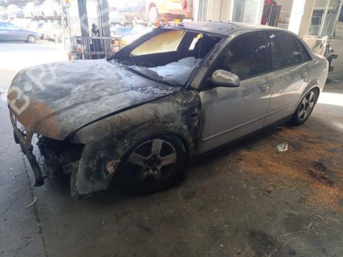 Pièces Détachées Usagées AUDI A4 B6 (8E2) 1.9 TDI (130 hp) 3220666