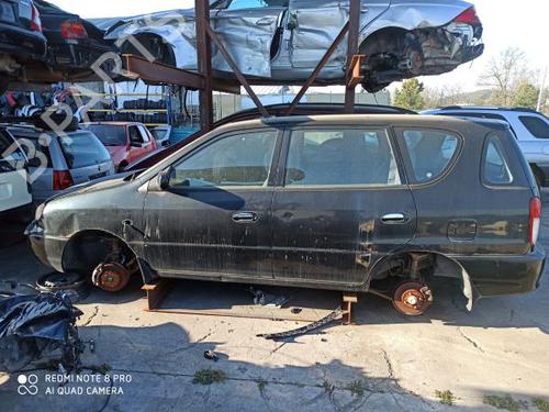 Brugte KIA CARENS I (FC) 1.8 i (110 hp) 3222610