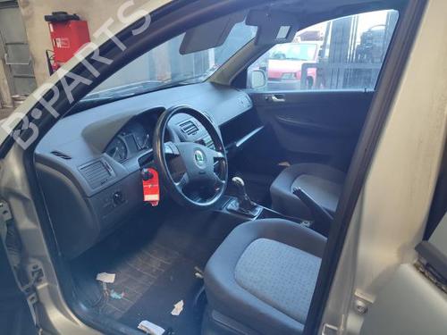 Sikkerhetsbelte foran høyre SKODA FABIA I Combi (6Y5) 1.4 16V | BP25937004I25 