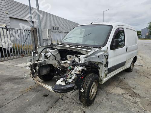 Brugte CITROËN BERLINGO / BERLINGO FIRST Box Body/MPV (M_) 2.0 HDI 90 (MBRHY, MCRHY) (90 hp) 3220756