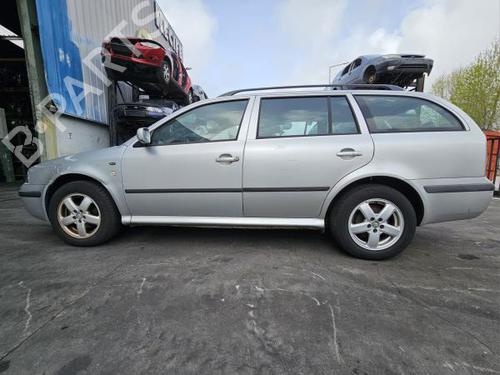 Comutador luzes SKODA OCTAVIA I Combi (1U5) 1.4 16V | BP21168398I24 