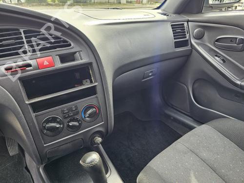 Venstre bak invendig håndtak HYUNDAI ELANTRA III Saloon (XD) 2.0 CRDi | BP30637692I15