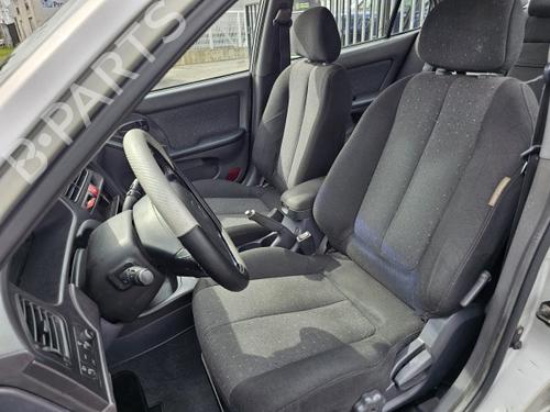 Venstre bak invendig håndtak HYUNDAI ELANTRA III Saloon (XD) 2.0 CRDi | BP30637692I15