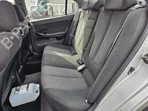 Venstre bak invendig håndtak HYUNDAI ELANTRA III Saloon (XD) 2.0 CRDi | BP30637692I15