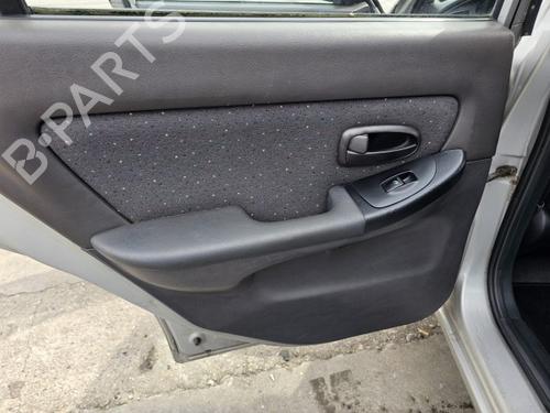 Venstre bak invendig håndtak HYUNDAI ELANTRA III Saloon (XD) 2.0 CRDi | BP30637692I15