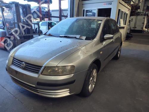 Brugte FIAT STILO (192_) 1.6 16V (192_XB1A) (103 hp) 3223151