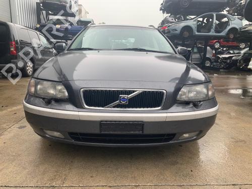 Brugte VOLVO V70 II (285) D5 (163 hp) 3210899