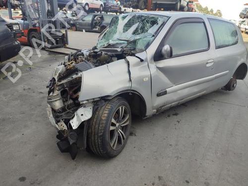 Used Parts RENAULT CLIO II (BB_, CB_) 1.5 dCi (B/CB08) (82 hp) 3228231