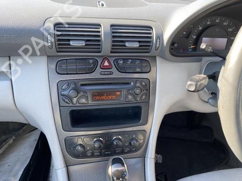 Klamka zewnętrzna drzwi przednich prawych MERCEDES-BENZ C-CLASS T-Model (S203) C 180 Kompressor (203.246) | BP6206136C129 