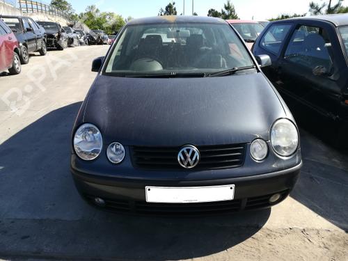 Brugte VW POLO IV Saloon (9A4, 9A2, 9N2, 9A6) 1.4 TDI (75 hp) 3210253