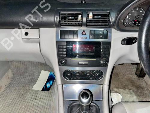 Fensterheberschalter rechts vorne MERCEDES-BENZ C-CLASS Coupe (CL203) C 220 CDI (203.708) | BP7046883I26 