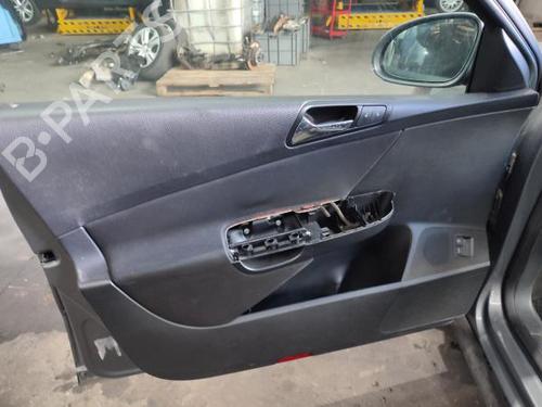 Feu de brouillard avant droit VW PASSAT B5.5 Variant (3B6) 2.0 TDI | BP24144035C31 