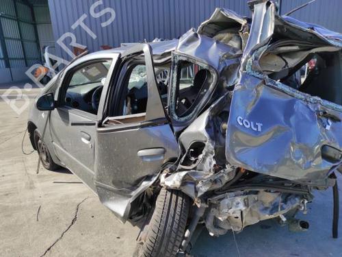 Vano posta oggetti MITSUBISHI COLT VI (Z3_A, Z2_A) 1.5 DI-D (Z39A) | BP13211916C95 