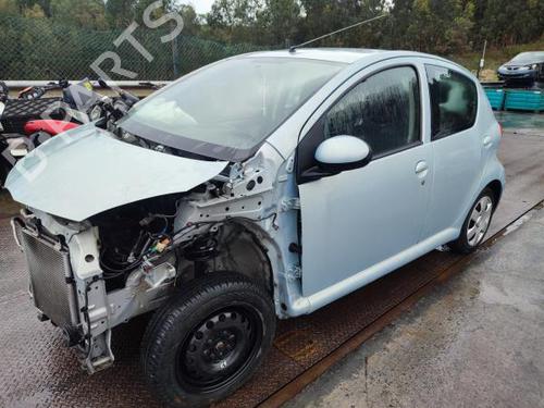 Brugte TOYOTA AYGO (_B1_) 1.0 (KGB10_, KGB10R) (68 hp) 3218450