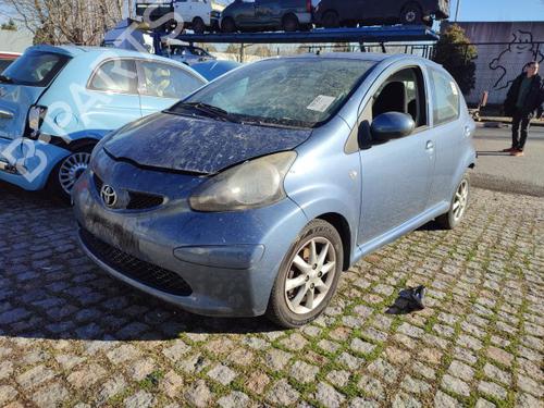 Brugte TOYOTA AYGO (_B1_) 1.0 (KGB10_, KGB10R) (68 hp) 3220465