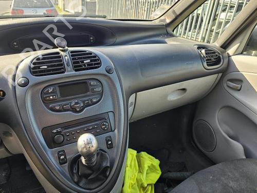 Left front window switch CITROËN XSARA PICASSO (N68) 1.6 HDi | BP30707926I27 