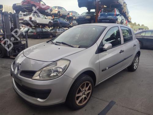 Used Parts RENAULT CLIO III (BR0/1, CR0/1) 1.5 dCi (BR17, CR17) (86 hp) 3220623