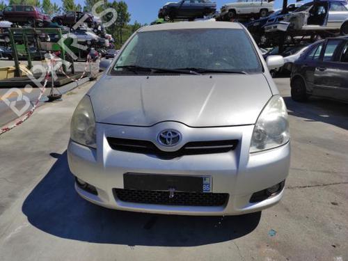 Brukte deler til TOYOTA COROLLA Verso (ZER_, ZZE12_, R1_) 2.2 D-4D (AUR10_, AUR10R) (136 hp) 3215208