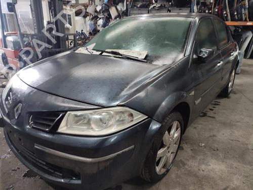 Gebruikte RENAULT MEGANE II Saloon (LM0/1_) 2.0 dCi (150 hp) 3219931 Onderdelen