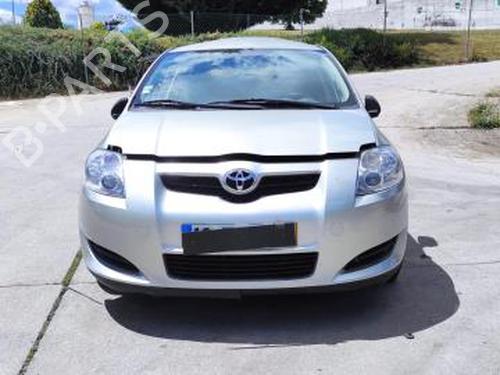 Brugte TOYOTA AURIS (_E15_) 1.4 D-4D (NDE150_, NDE150R) (90 hp) 3219032