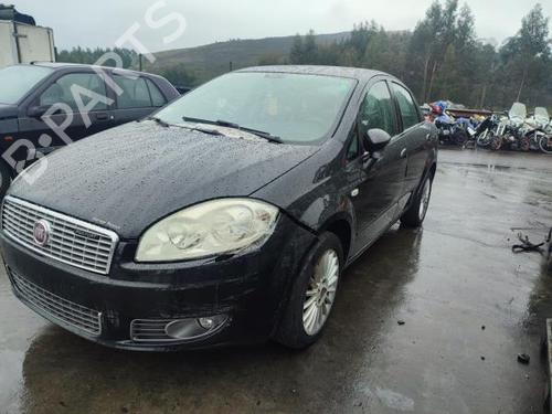 Brugte FIAT LINEA (323_, 110_) 1.3 D Multijet (323AXB11, 323AXB1A) (90 hp) 3218181