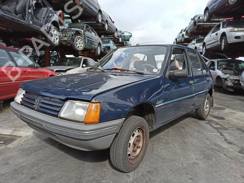 Used Parts PEUGEOT 205 II (20A/C) 1.0 (44 hp) 3212818