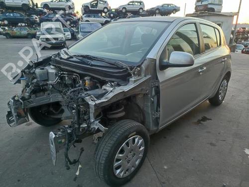 Brugte HYUNDAI i20 I (PB, PBT) 1.2 (78 hp) 3216368