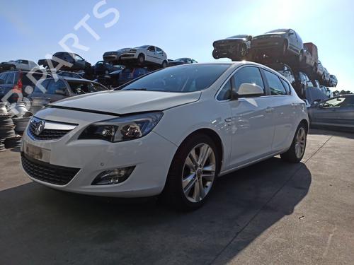 Pièces Détachées Usagées OPEL ASTRA J (P10) 1.6 Turbo (68) (180 hp) 3212967