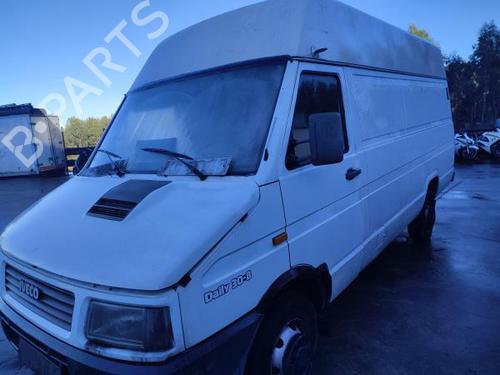 Used Parts IVECO DAILY II Van 30-8 (12914111, 12914112, 12914117, 12914131, 12914137,... (75 hp) 3220305