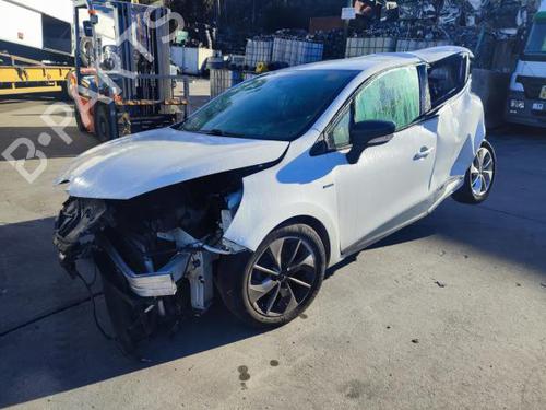 Used Parts RENAULT CLIO IV (BH_) 1.5 dCi 90 (90 hp) 3218404