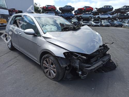 Brugte VW GOLF VII (5G1, BQ1, BE1, BE2) 1.6 TDI (110 hp) 3212662