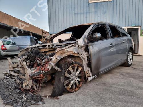 Brugte PEUGEOT 308 SW II (LC_, LJ_, LR_, LX_, L4_) 1.6 BlueHDi 100 (99 hp) 3215877