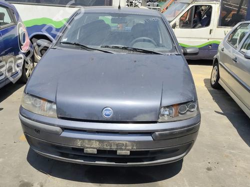 Brugte FIAT PUNTO (188_) 1.2 16V 80 (188.233, .235, .253, .255, .333, .353, .639,... (80 hp) 3231074