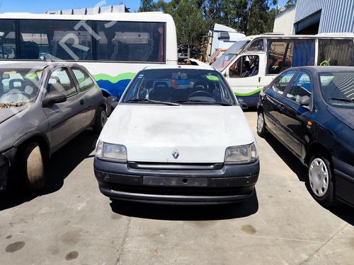 Pièces Détachées Usagées RENAULT CLIO I (B/C57_, 5/357_) 1.2 (B/C/S57A, B/C57S, 5/357F, 5/357J, 5/357L, 5/357R) (58 hp) 3231089