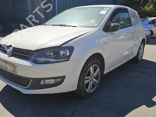 Brugte VW POLO V (6R1, 6C1) 1.2 (60 hp) 3231107