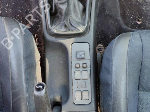 Right headlight VOLVO S40 I (644) 2.0 T4 | BP32214171C29