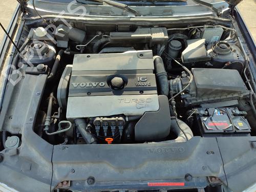 Right headlight VOLVO S40 I (644) 2.0 T4 | BP32214171C29