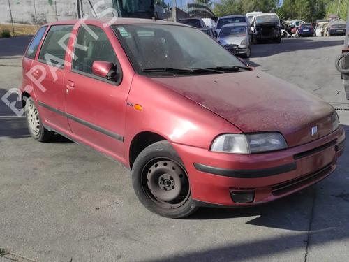 Brugte FIAT PUNTO (176_) 1.7 TD (69 hp) 3589093