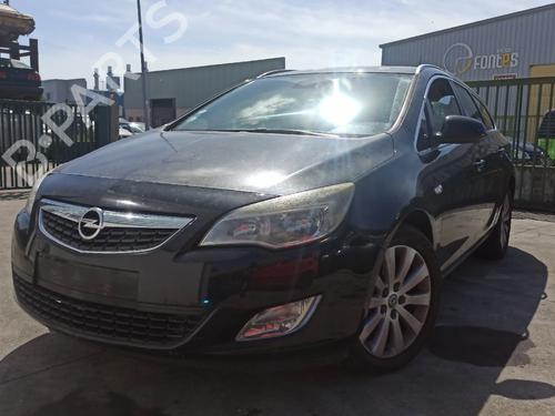 Used Parts OPEL ASTRA J Sports Tourer (P10) 1.7 CDTI (35) (125 hp) 3948264