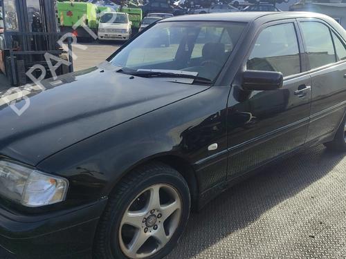 Brugte MERCEDES-BENZ C-CLASS (W202) C 180 (202.018) (122 hp) 4016406