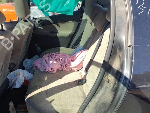 Fuse box PEUGEOT 206 Hatchback (2A/C) 1.4 HDi eco 70 | BP32220654E1