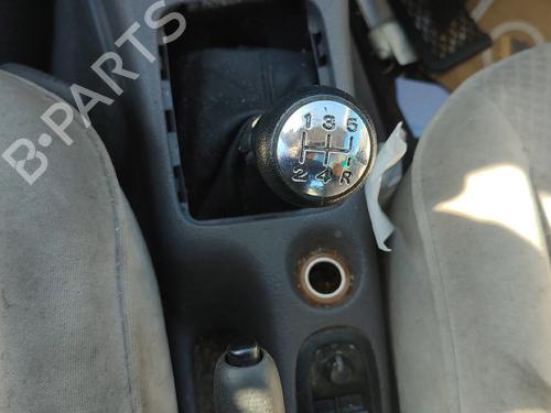 Fuse box PEUGEOT 206 Hatchback (2A/C) 1.4 HDi eco 70 | BP32220654E1