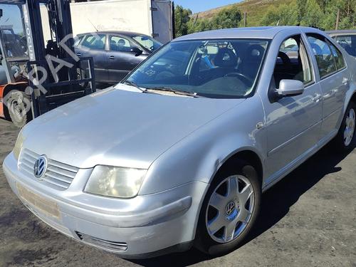 Used Parts VW BORA I (1J2) 1.6 16V (105 hp) 4236696