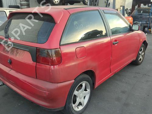 Left headlight SEAT IBIZA II (6K1) 1.9 D | BP30598617C28 