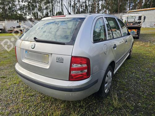 Right headlight SKODA FABIA I Combi (6Y5) 1.4 | BP36755848C29  - Image 9