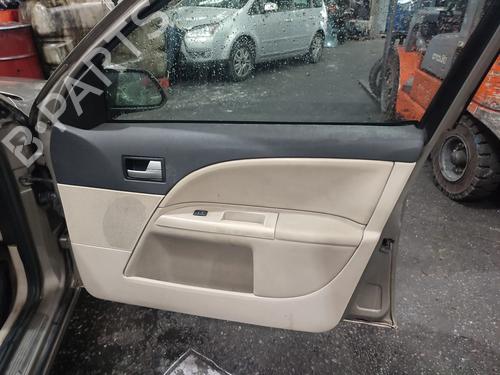 Right taillight FORD MONDEO III Turnier (BWY) 2.0 TDCi | BP30706107C35