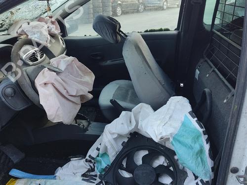 Mass air flow sensor RENAULT CLIO III (BR0/1, CR0/1) 1.5 dCi (C/BR0G, C/BR1G) | BP32177871M95