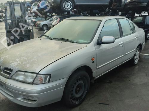 Used Parts NISSAN PRIMERA Hatchback (P11) 2.0 16V 4351184