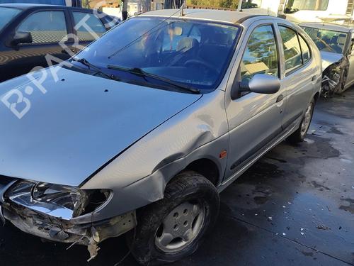 Used Parts RENAULT MEGANE I (BA0/1_) 1.4 e (BA0E, BA0V) (75 hp) 4355414