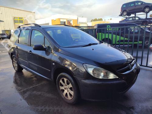 Fuse box PEUGEOT 307 Break (3E) 1.4 HDi | BP32196887E1 